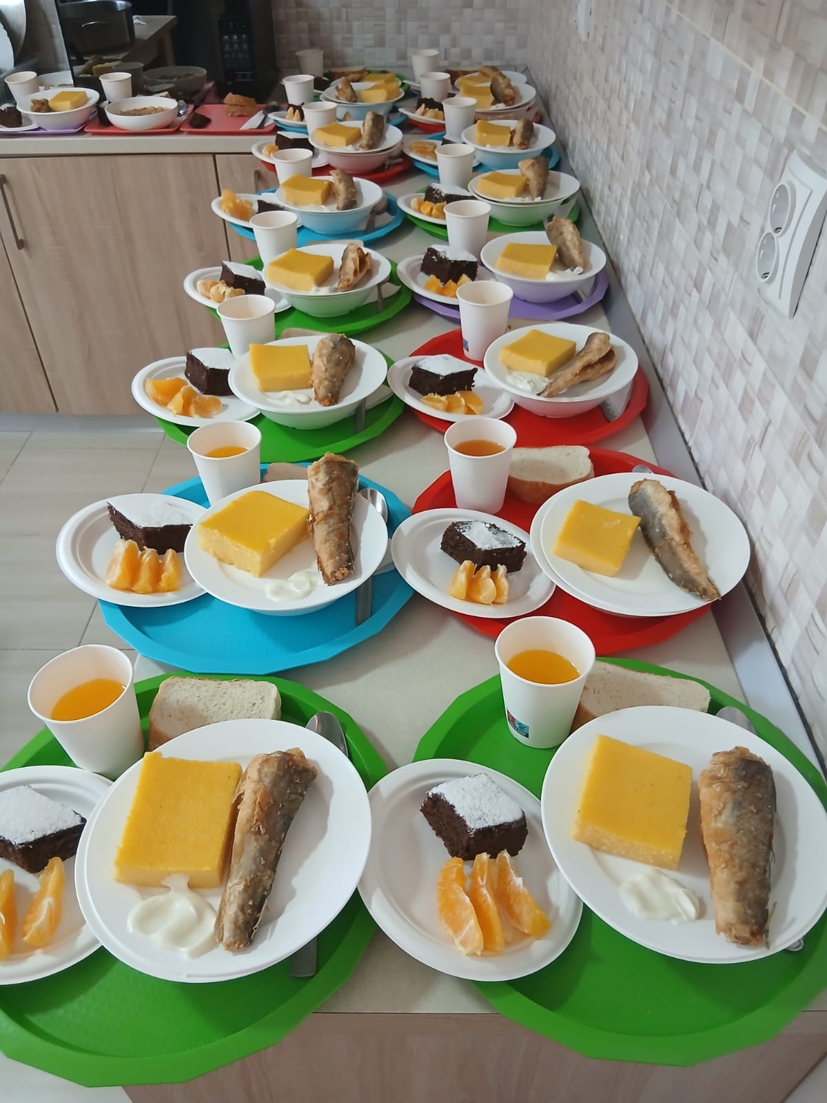 Cantina socială Mană Cerească – fotografie 32